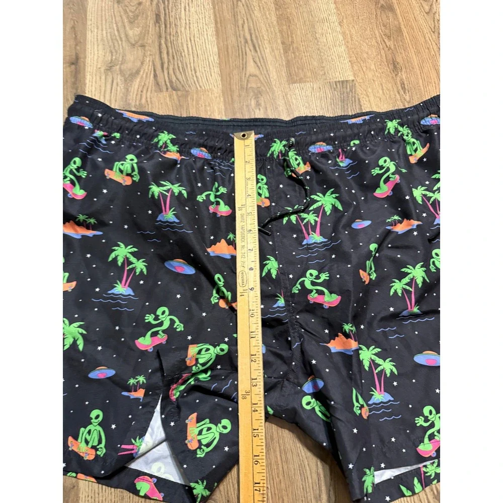 No Boundaries Shorts Men Size XXL Black Swim Trunks Alien UFO Palm Trees